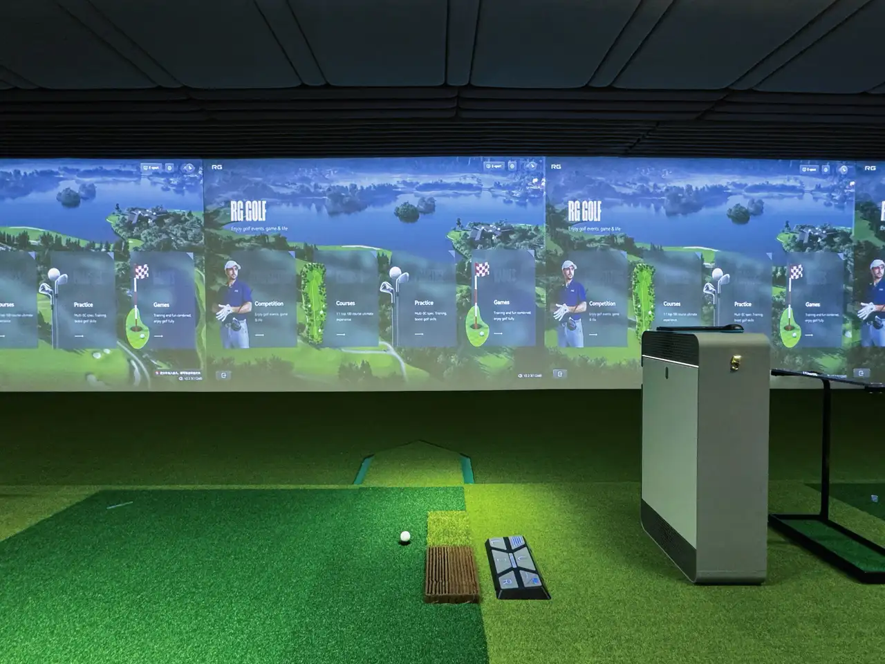 Premium golf simulator bay at Diamond Golf Zon with high-definition impact screen and launch monitor